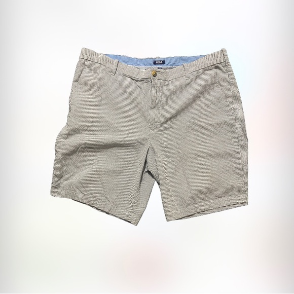 Izod Bermuda Shorts Blue & White Cotton Men's pockets Size 42. - Picture 2 of 11